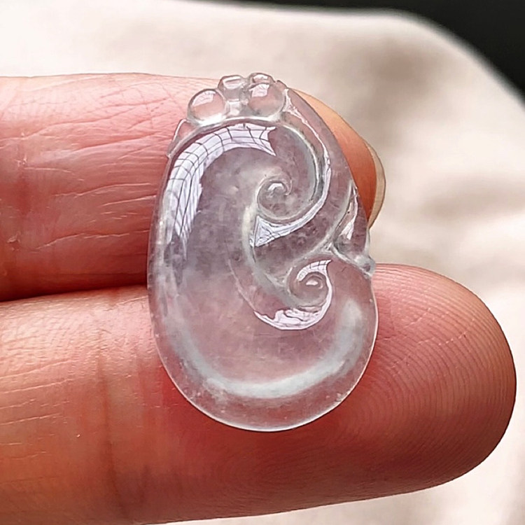 【101390】纯天然A货高冰种白月光翡翠如意吊坠 玉石玉器带证书