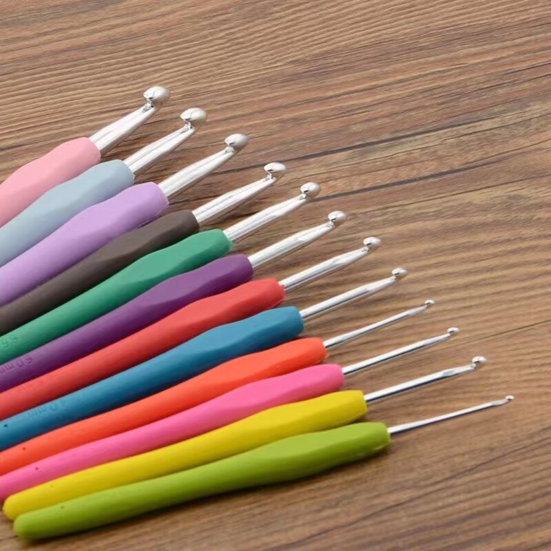 DIY 뜨개질 크로 셰 뜨개질 수제 스카프 가방 도구 색상 TPR 소프트 핸들 알루미늄 크로 셰 뜨개질 후크