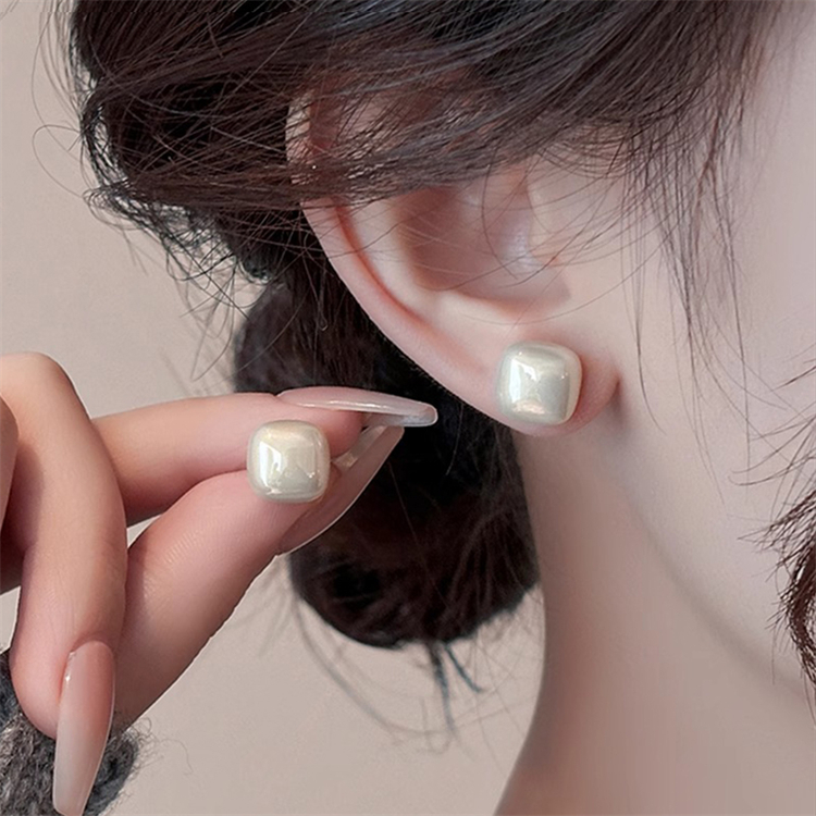 18K金小方糖珍珠耳钉女方形耳环