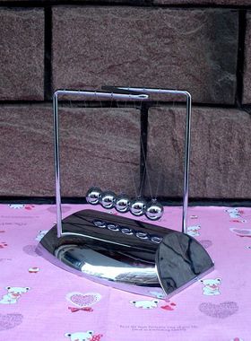 Z字型金属牛顿摆球撞球碰碰球 家居礼品装饰橱窗摆件乔迁礼品礼物