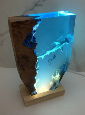 溶洞海底世界景观潜水员锤头鲨鱼氛围小夜灯圣诞节日创意礼物摆件