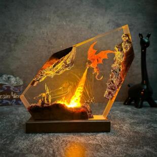 驯龙高手喷火龙古堡滴胶小夜灯氛围灯手工树脂魔幻创意生日礼物