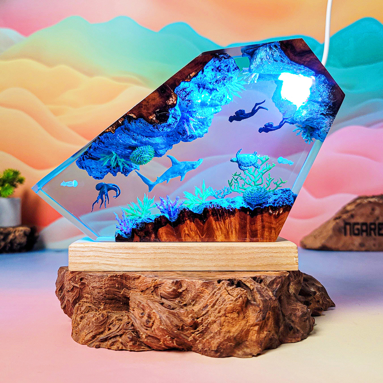 海底世界逆戟鲸鱼潜水员海龟章鱼珊瑚礁小夜灯床头灯氛围灯摆件