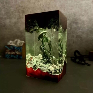 异形巢穴洞穴滴胶小夜灯手工树脂外星人微景观科幻创意生日礼物