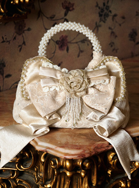 血液供给原创◆斯拉夫千金 缎面鎏金立体设计蝴蝶结手提包晚宴包