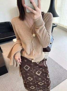2026新款秋冬慵懒风蝙蝠袖针织上衣女修身显瘦羊毛衫上衣网红风
