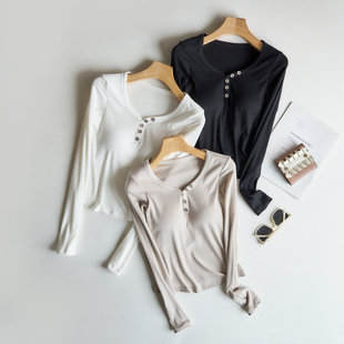 灰色v领纽扣长袖t恤女带胸垫2025新款美式复古修身内搭打底衫上衣