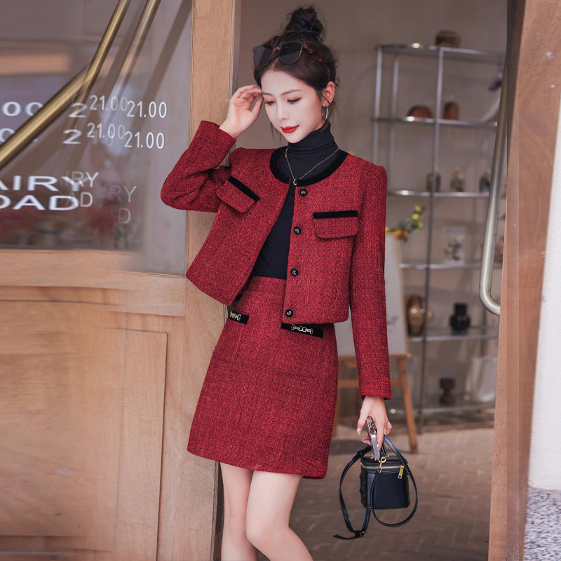 小香风红色连衣裙穿搭套装女秋冬季新款高级感粗花呢包臀裙两件套,女装/女士精品,时尚套装,淘宝优惠券,粉丝福利购,淘宝优惠卷