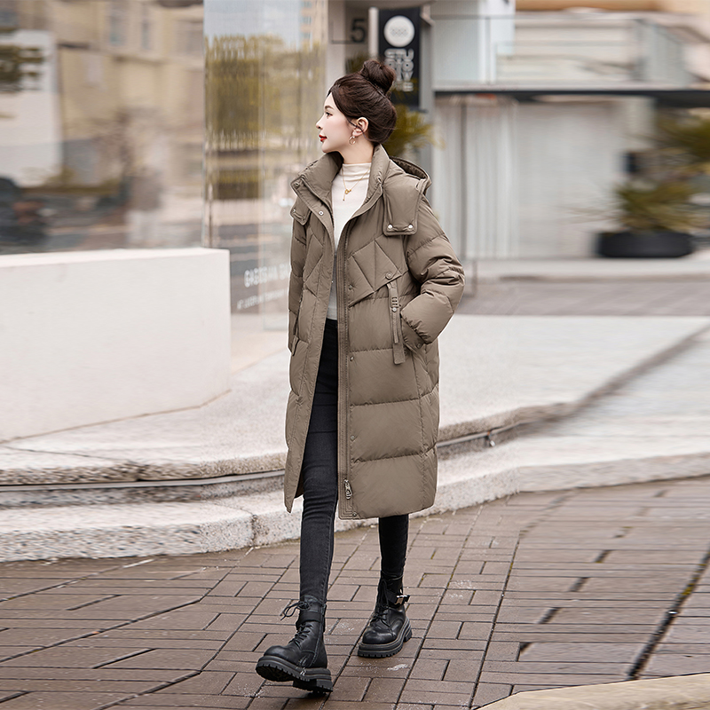 休闲中长款90白鸭绒连帽外套