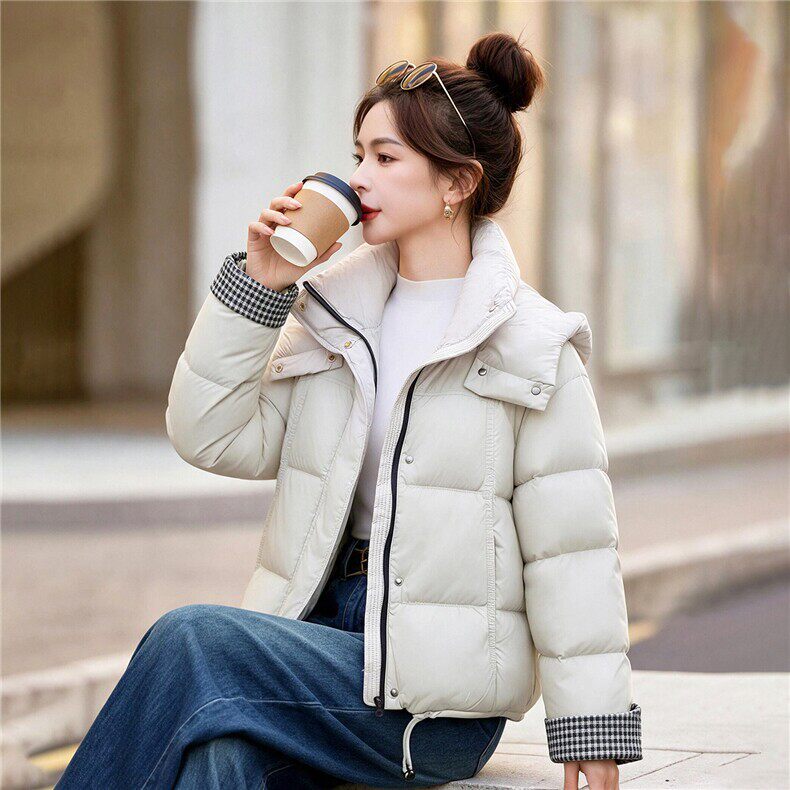 撞色90羽绒服女连帽2026秋冬新款休闲时尚保暖白鸭绒外套