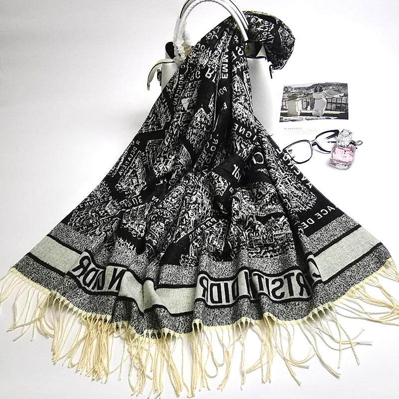 2025新款水墨画字母围巾保暖长款羊绒外搭女士秋冬季披肩节日送礼