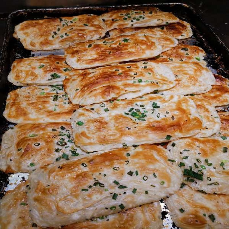 安徽淮南牛肉汤传统油酥烧饼半成品坯子早餐方便速食香酥葱油饼