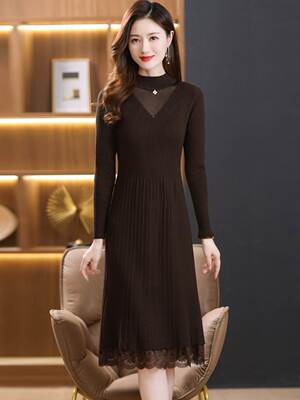 蕾丝针织连衣裙女士中长款秋冬2025新款配大衣内搭妈妈毛衣打底裙