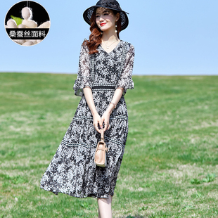 2025年新款今年流行爆款真丝连衣裙女夏季国际大牌奢华桑蚕丝裙子