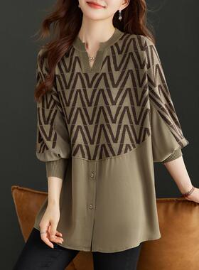 中年妈妈秋装洋气假两件优雅波浪纹衬衣遮肉宽松加肥加大上衣T恤