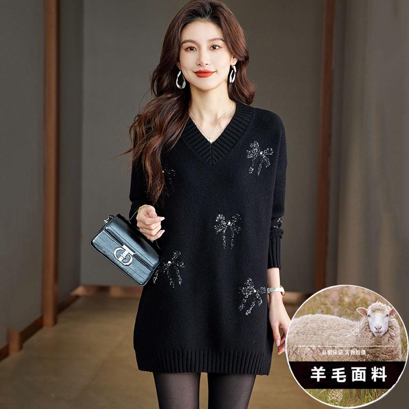 高端毛衣女款2025新款秋冬季遮肉羊毛针织打底衫中长款加厚配大衣