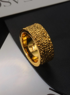 沙金仿真金镀金戒指錾刻纹宽版锤纹男士高定潮流男女情侣同款