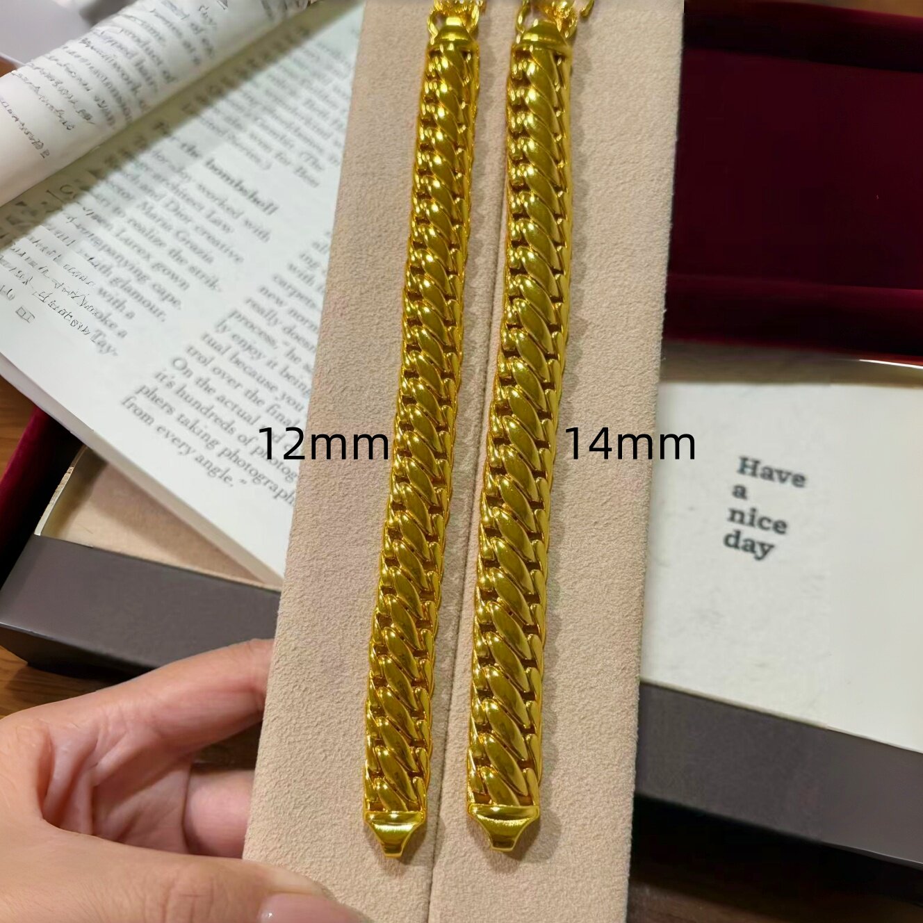 金店同款沙金女高级感手饰黄金色时尚女士三马鞭S扣霸气手链热卖