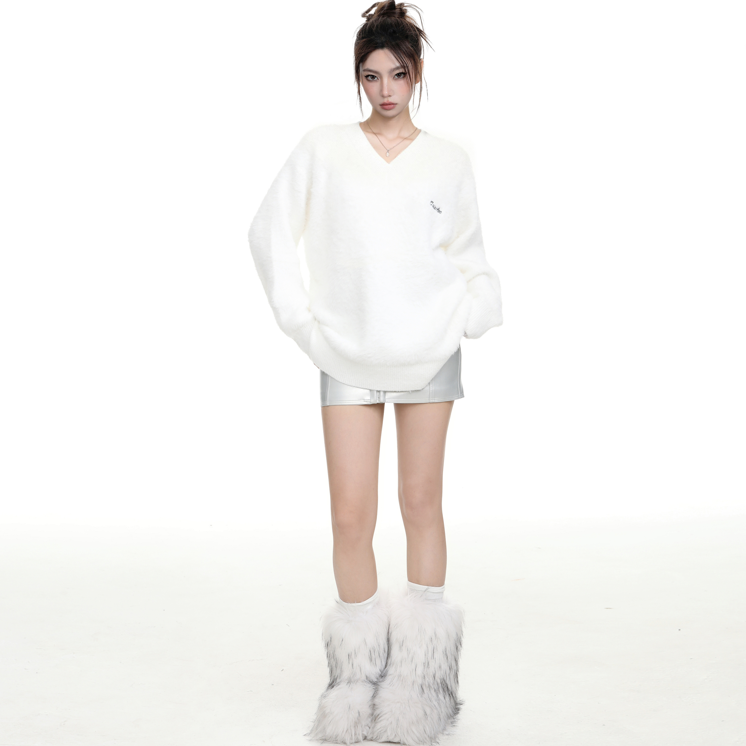 慵懒风白色V领马海毛毛衣女秋冬加厚水貂绒针织衫上衣