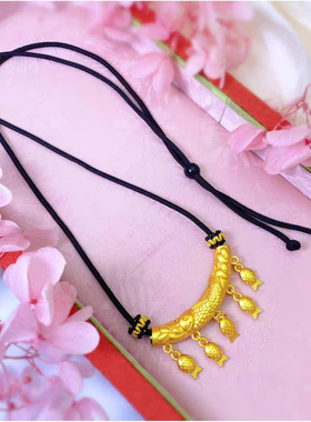 金店同款沙金鲤鱼流苏小鱼铃铛弯管编绳项链时尚气质百搭吊坠挂
