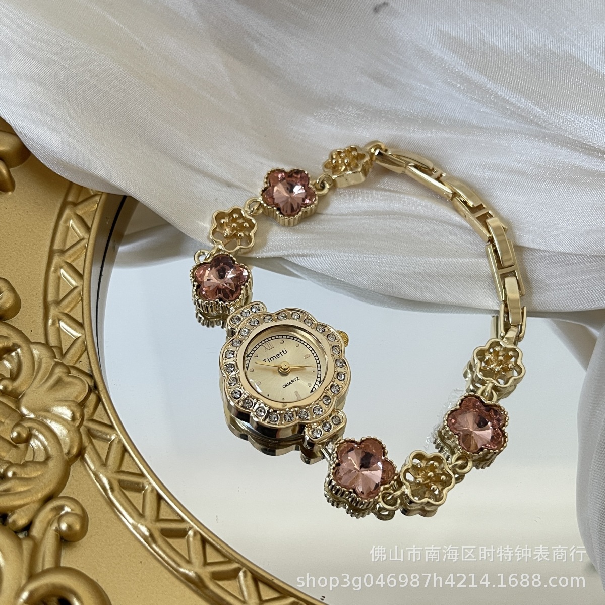 2025新款桃花手链手表女式小巧气质高级感粉钻轻奢复古风直播腕表