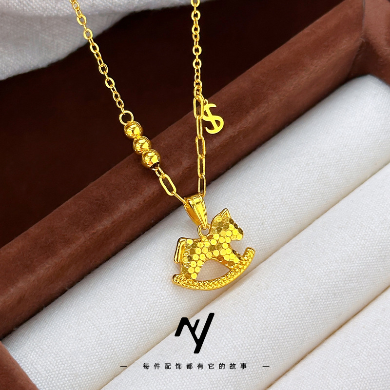 2025款轻奢设计感碎冰冰小木马沙金项链女马上有钱生肖马吊坠送礼