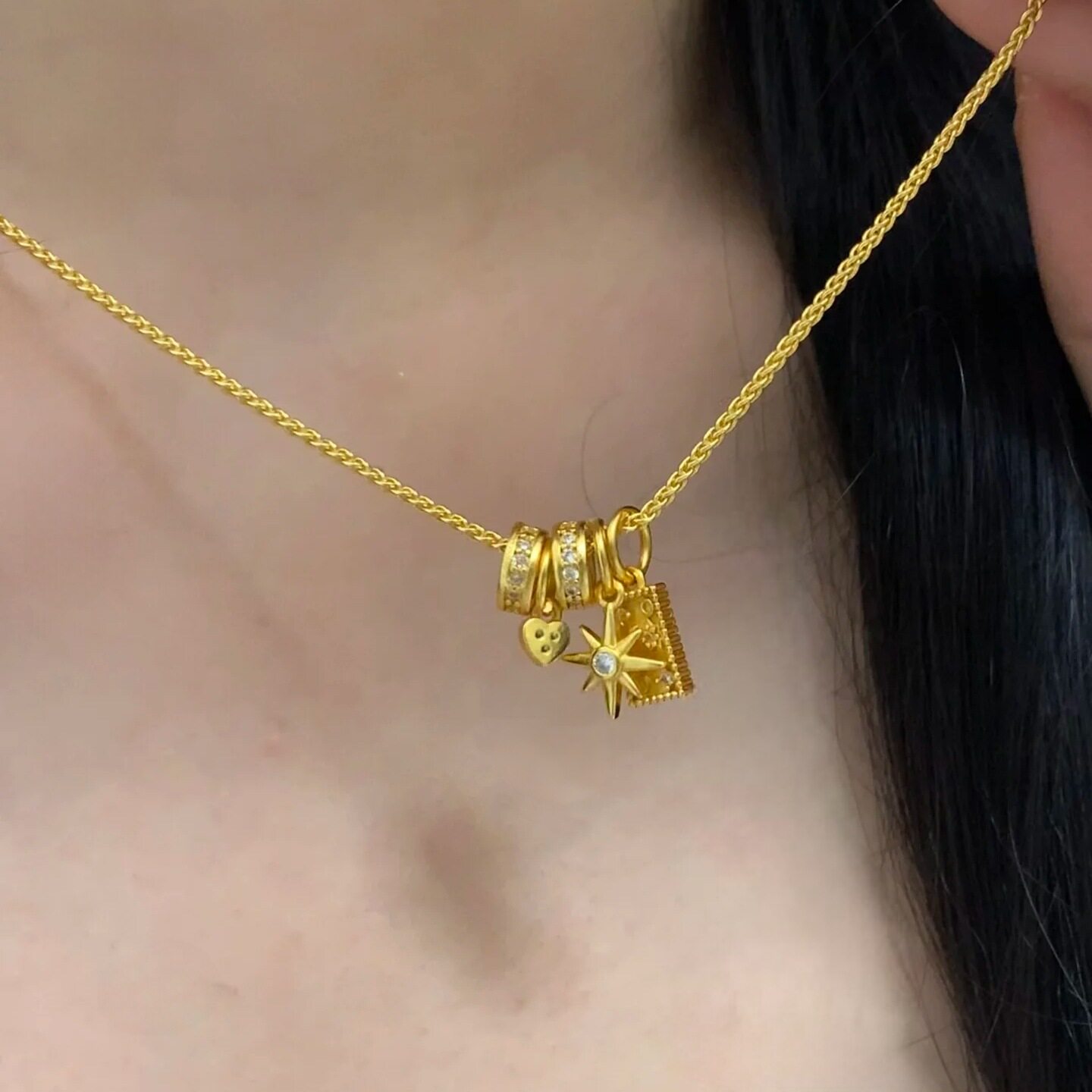 小红书爆款沙金星月神话爱心项链镶钻跑环星星月亮心形吊坠锁骨