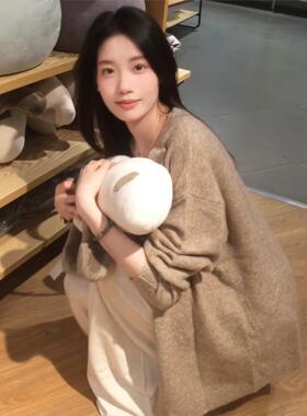 韩系慵懒风燕麦色毛衣开衫外套女早秋2025新款巨好看的针织衫上衣