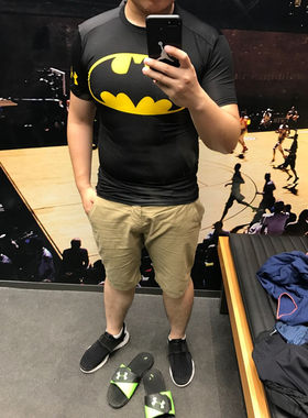 UnderArmour紧身衣英雄系列