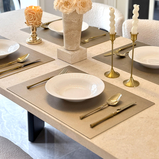 法式餐垫高级感防水防油PU皮革隔热氛围感餐盘垫环保无异味