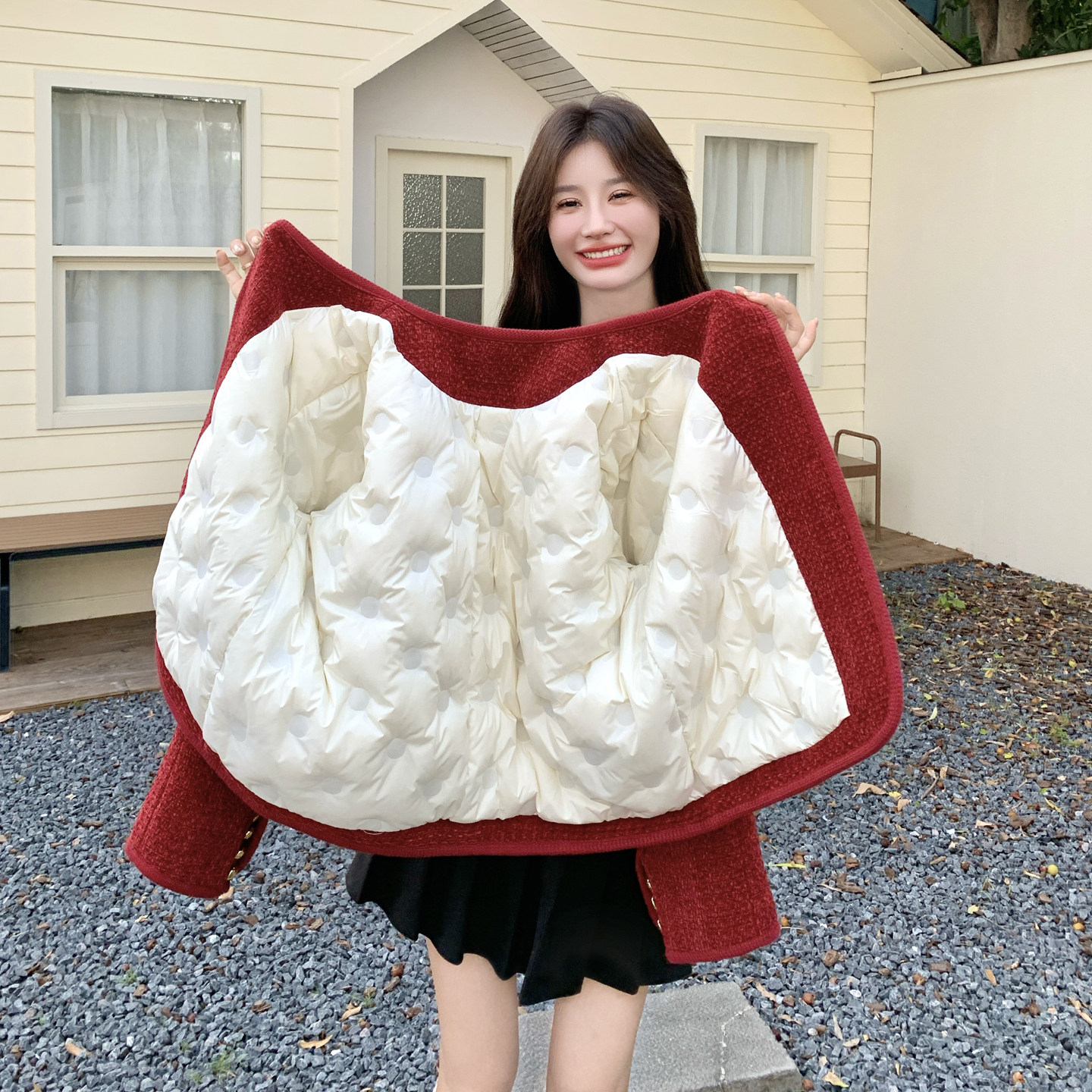 红色小香风羽绒服女2025新款冬季加厚短款新年本命年外套女小个子