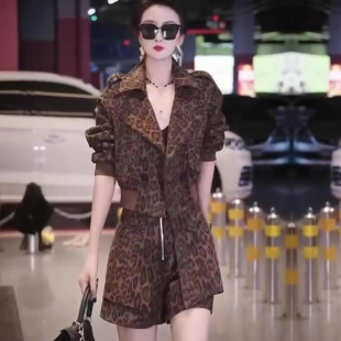 豹纹套装 领短外套搭休闲短裤 女2025春季 气质西装 新款 欧货复古时尚