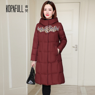 品牌妈妈装鹅绒服外套2025冬高端复古刺绣连帽加厚羽绒服女中长款