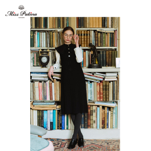 MP英伦复古原创设计赫本风气质黑白假两件百褶针织弹力秋冬连衣裙