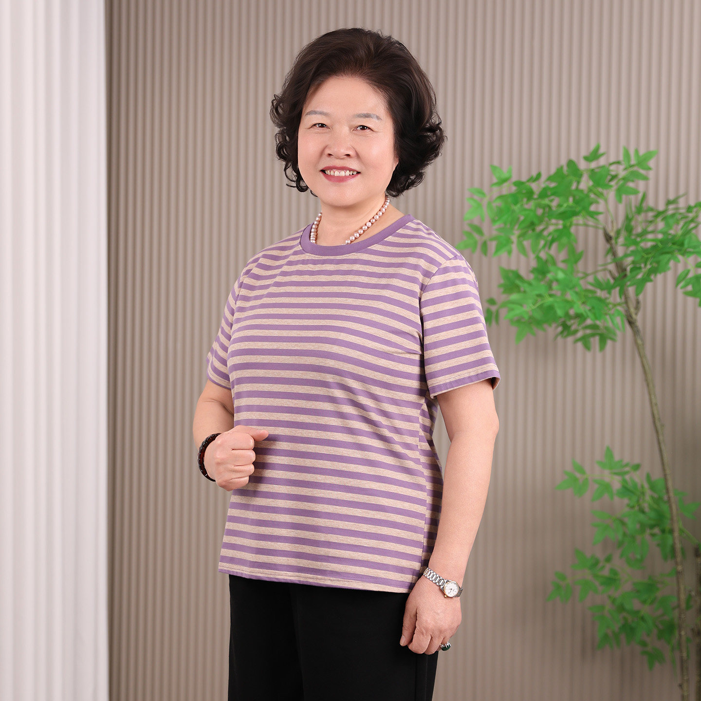 纯棉短袖t恤女夏季新款宽松加肥大码中老年妈妈百搭休闲条纹上衣