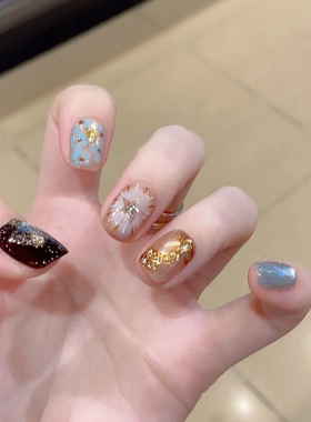 春夏显白猫眼鎏金爆闪五角星穿戴甲短款小众气质高级感手工美甲贴