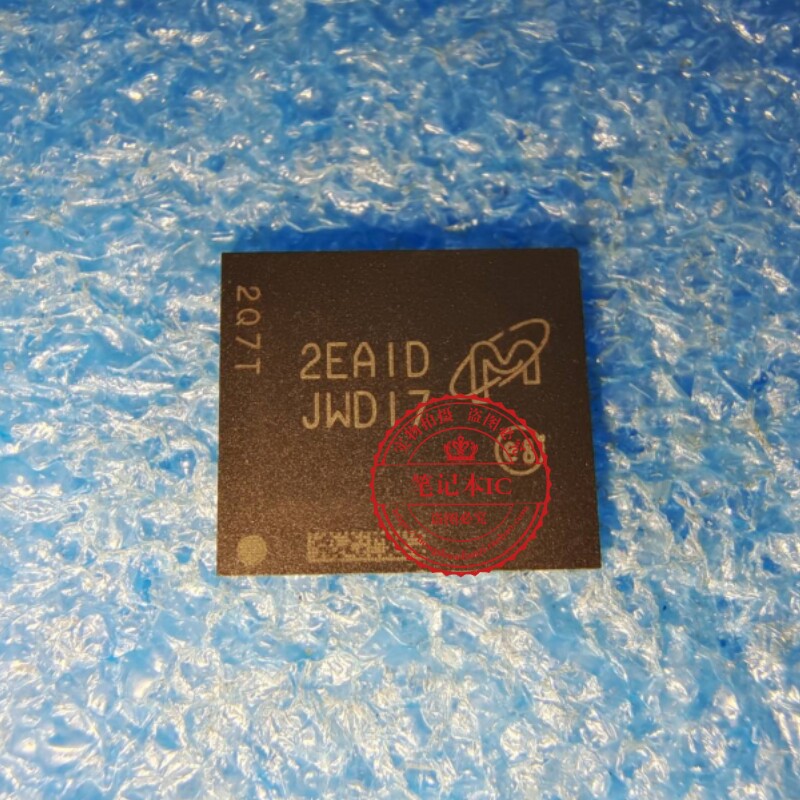 MTFC4GLWDM-4M AAT A 丝印JWD17