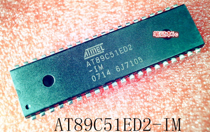 AT89C51ED2-IM     AT89C51ED2     DIP-40     新的