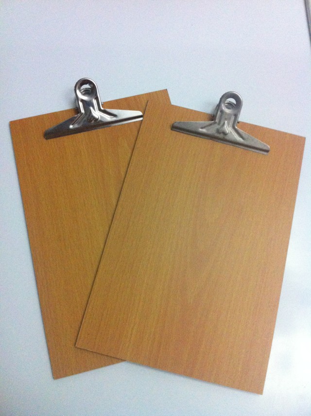 16K环保加厚办公饭店木板夹