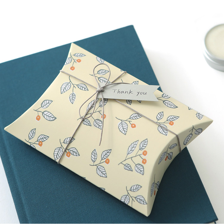 创意清新碎花白卡纸枕头盒糖果饼干牛轧糖雪花酥小礼品折叠盒现货