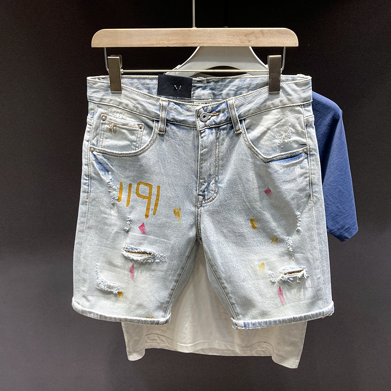 2024夏季个性破洞牛仔短裤男原创喷漆水洗修身弹力浅蓝色乞丐裤子
