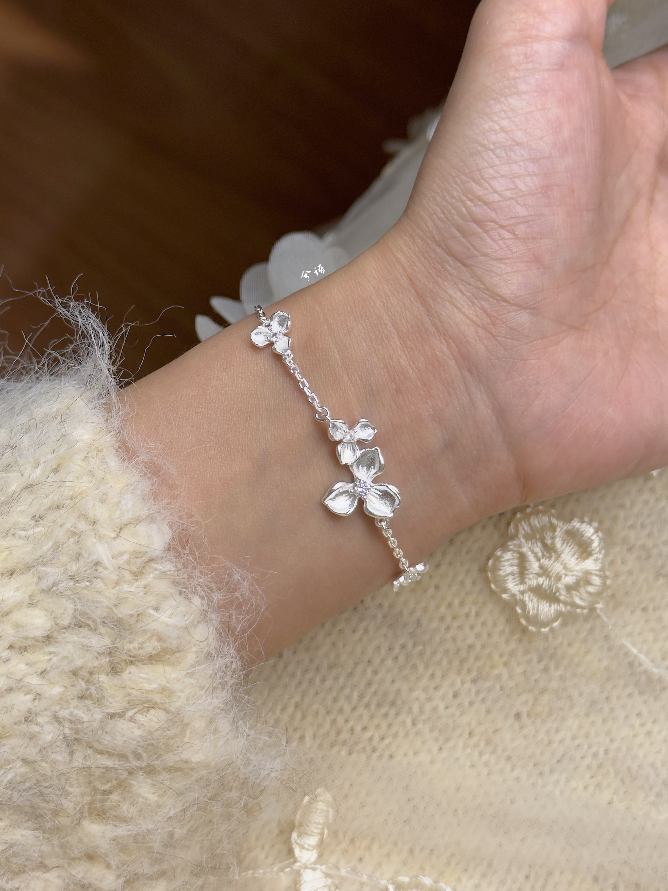 兮语「翩翩」足银999.9蝴蝶手链女精致优雅手环新中式国风送礼物