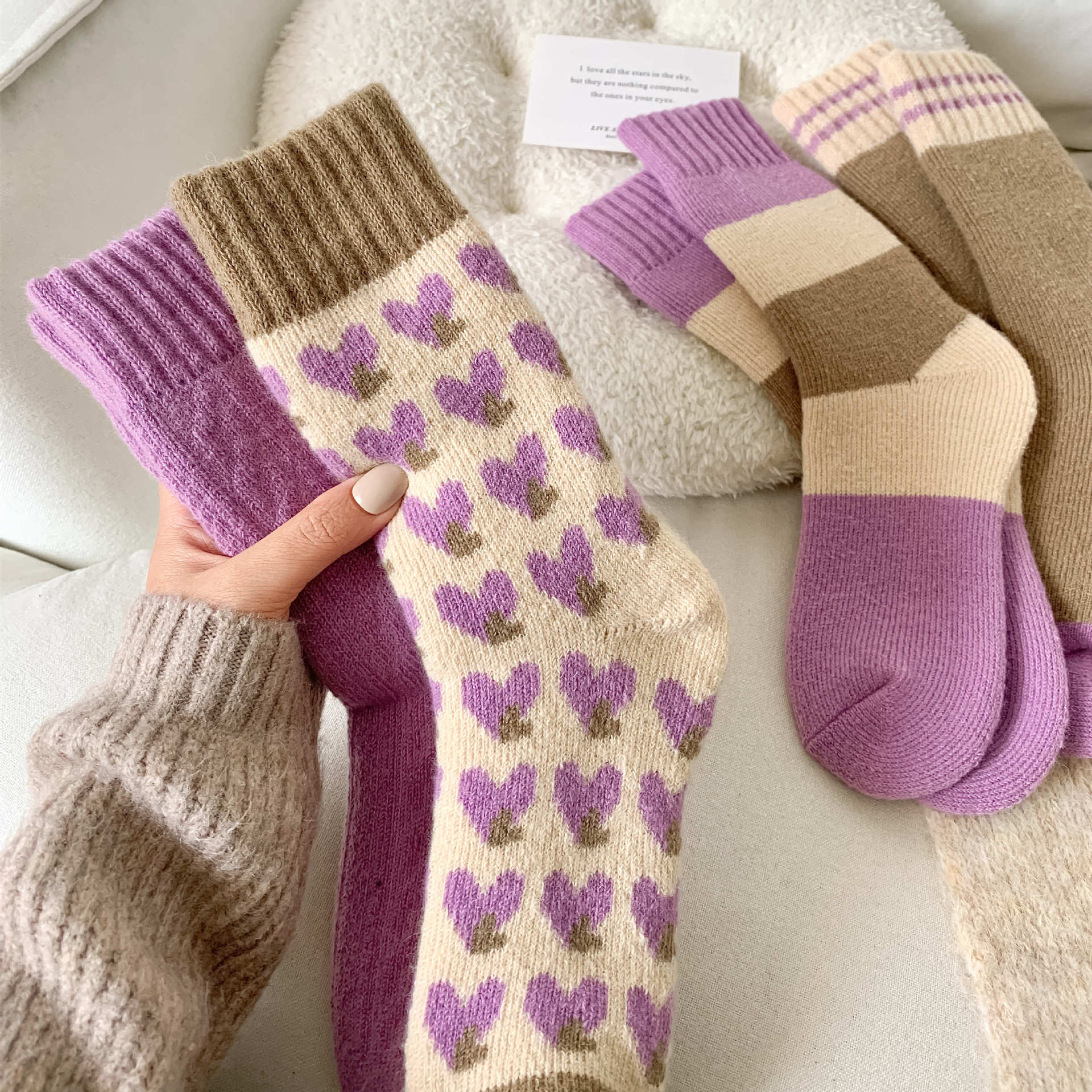 羊绒厚袜子女冬季中筒袜保暖加厚月子秋冬睡眠地板棉袜长筒袜