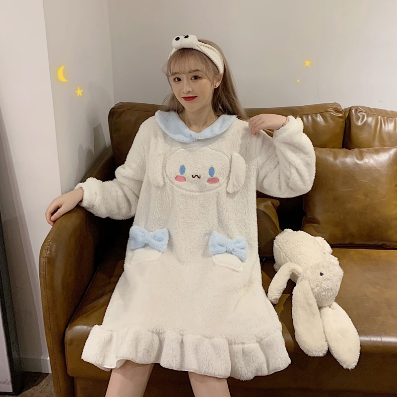 Real auction real price cute soft girl coral velvet pajamas nightdress women flannel medium length Nightgown leisure home wear