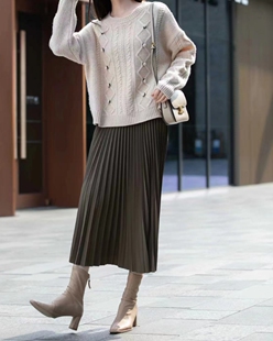 9.4 圆领加厚重工艺疙瘩针毛球 秋冬新款