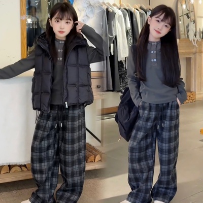 女童秋冬加绒连帽卫衣格子阔腿裤洋气中大童加厚棉马甲保暖三件套
