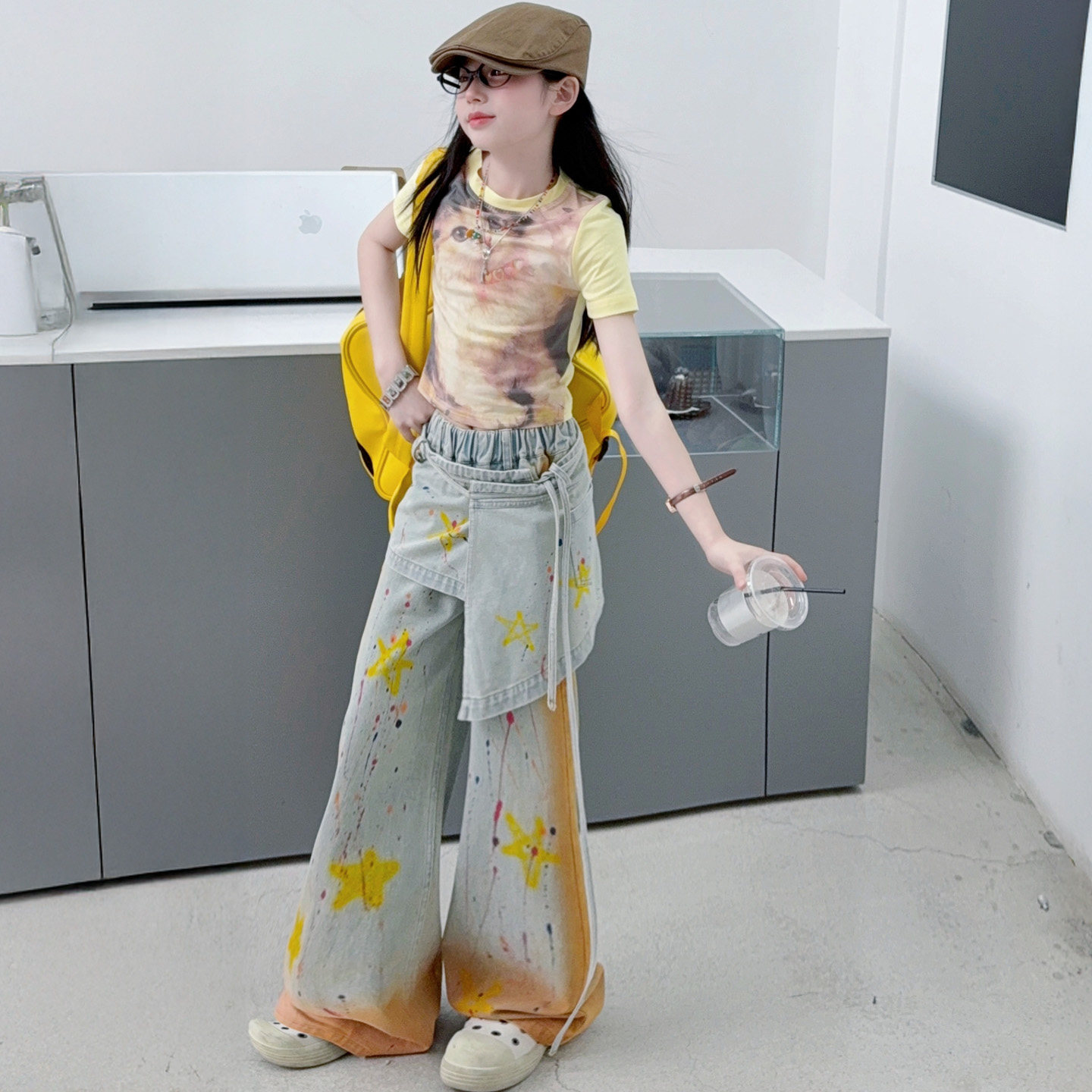 美式卡通数码猫咪短袖上衣2026夏日女孩涂鸦五角星屁帘牛仔裤套装图片