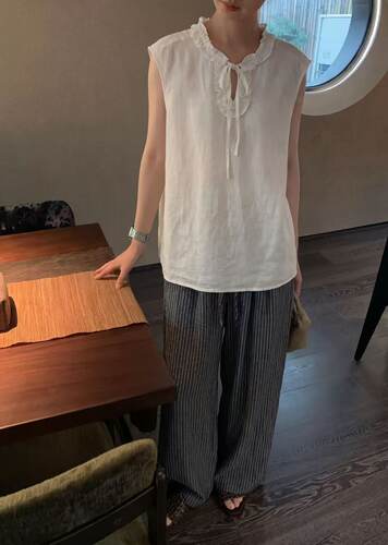 春日法式复古亚麻白色无袖衬衫女春夏季新款高级感宽松显瘦上衣
