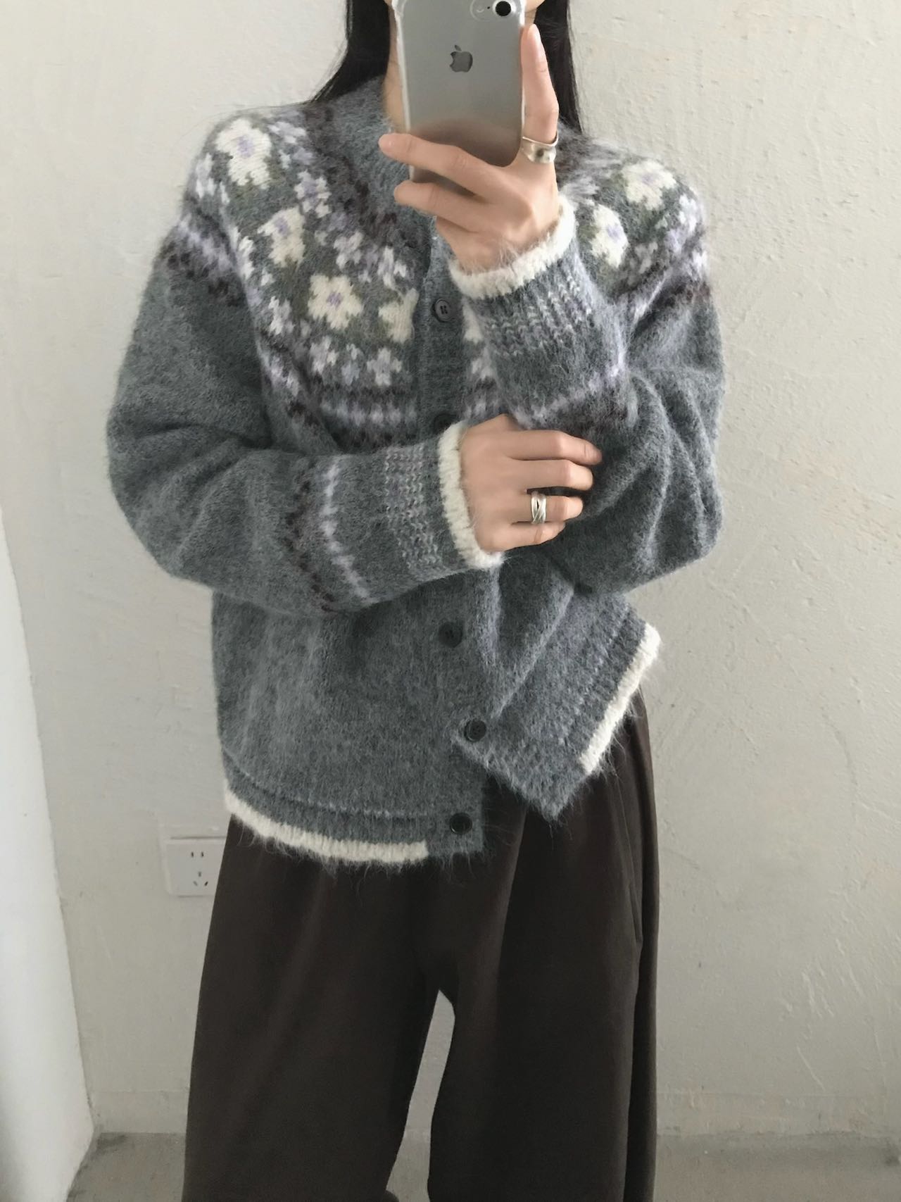 DAMAO STUDIO韩系复古提花圆领针织开衫女秋冬宽松慵懒风毛衣外套