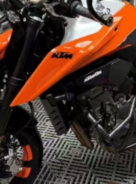 适用KTM橙色补漆笔摩托车R2RRC390外壳划痕修复自喷漆白色自喷漆